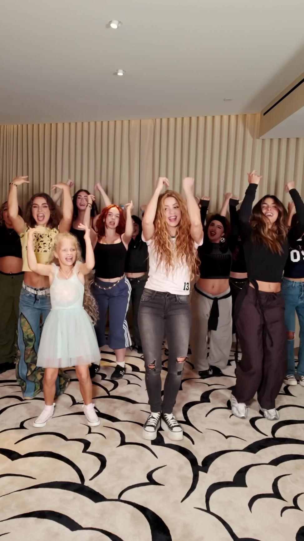 @Shakira