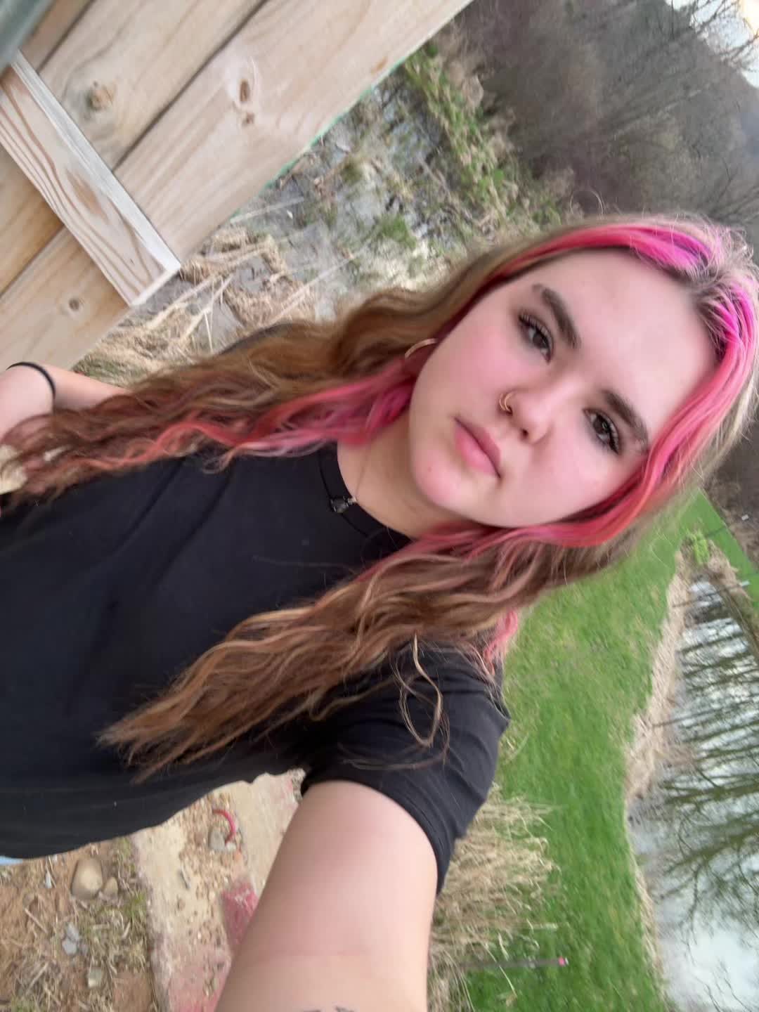 @sabrina