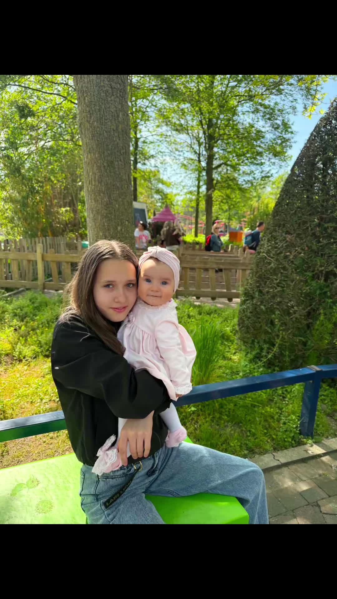 @Valentina 🇷🇴 🇧🇪❤️&zwj;🔥❤️&zwj;🩹