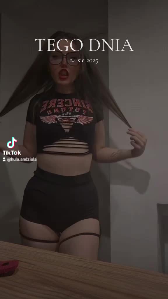 @Hula_Andziula 🦋