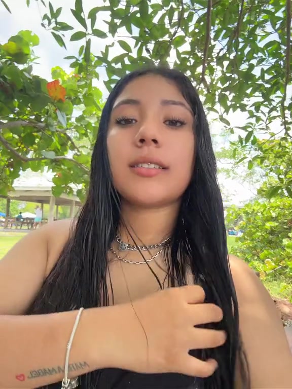 @𝐬𝐡𝐨𝐫𝐭𝐲𝐲𝟐🌚