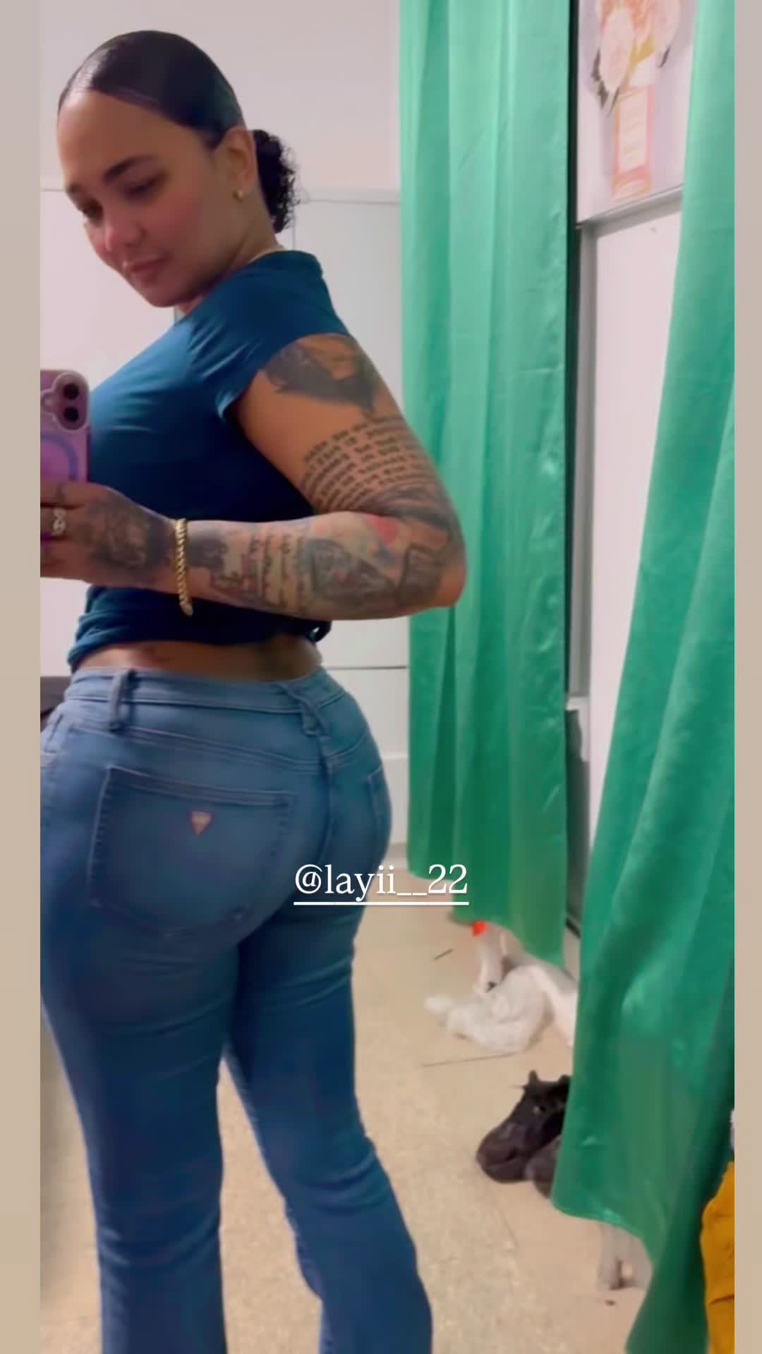 @Yii
