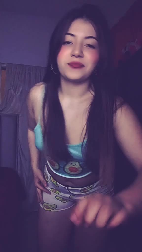 @Lorena27.