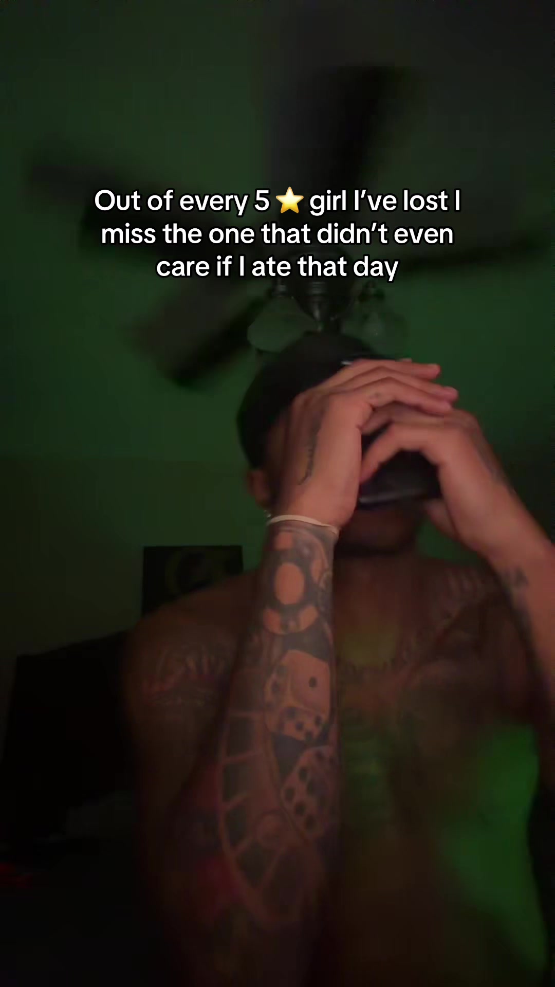 @_deewho