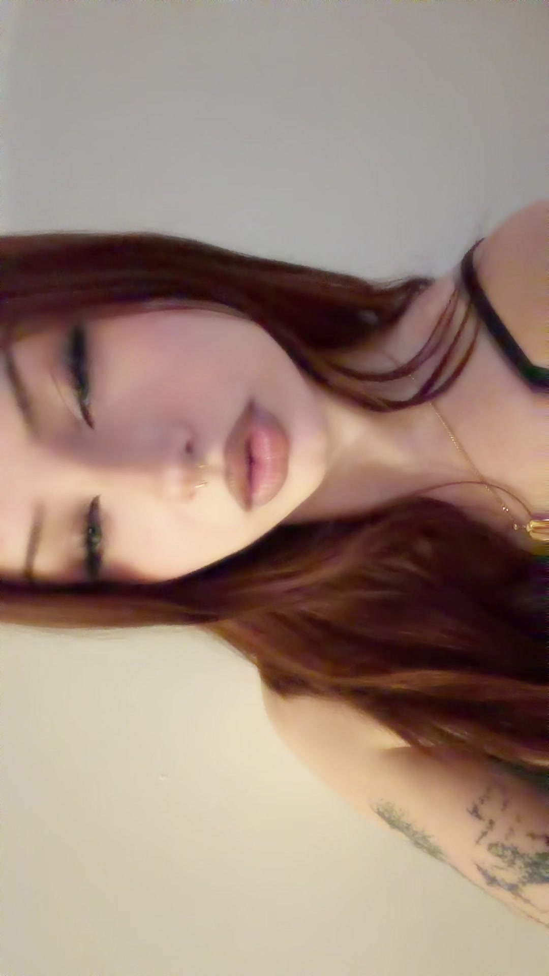 @🧝🏼&zwj;♀️