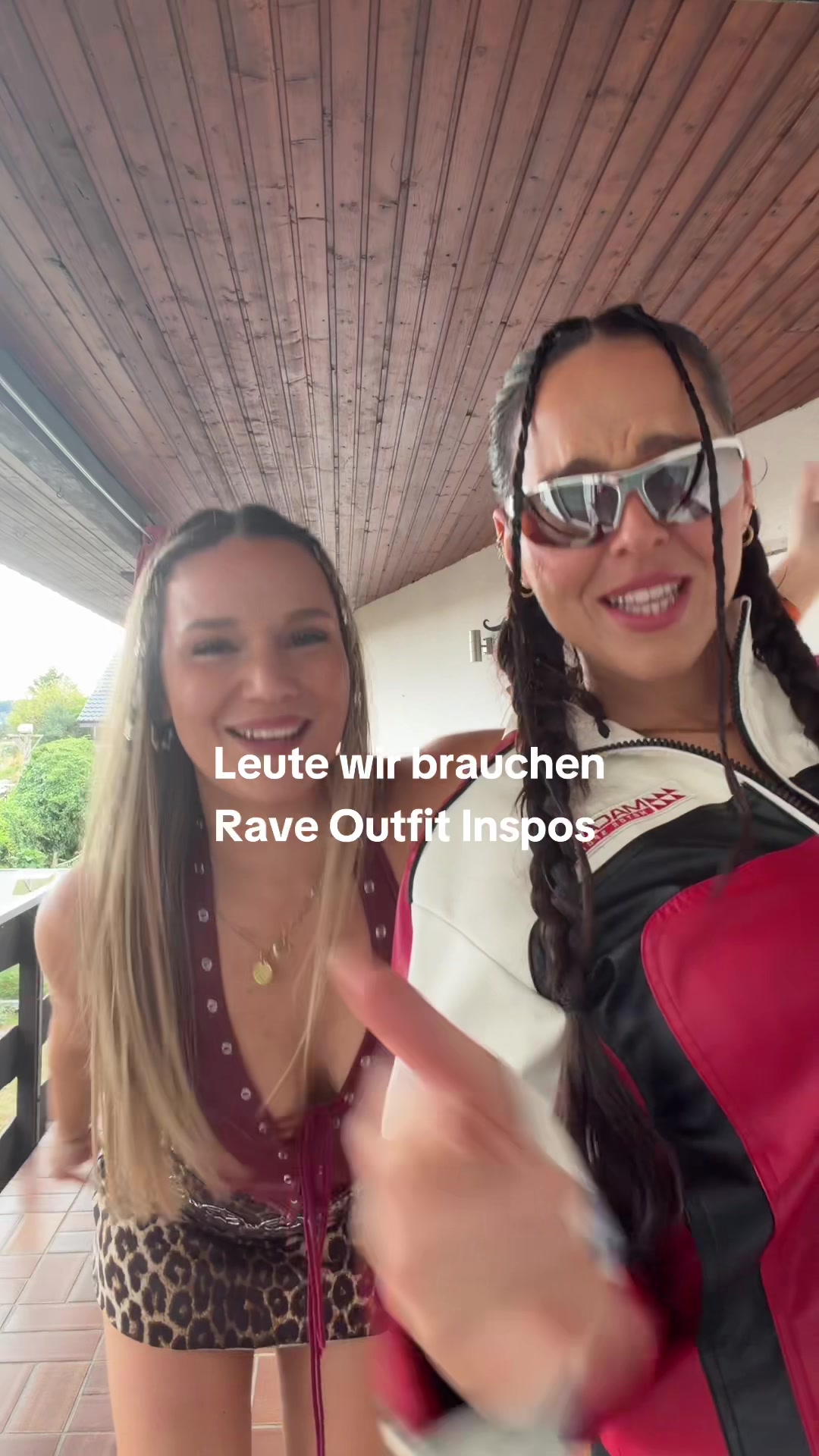 @Sarah & Melina