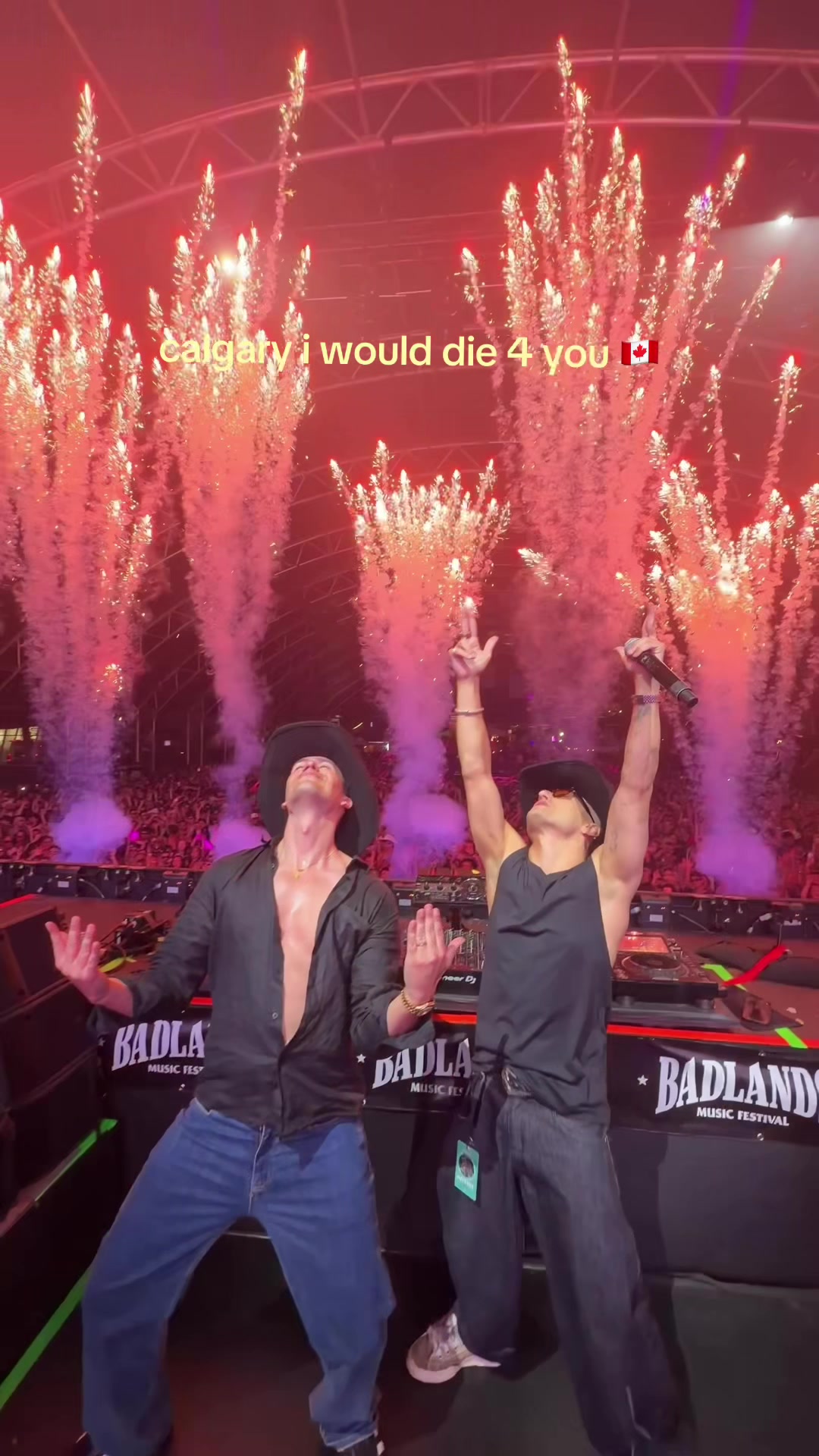 @LOUD LUXURY