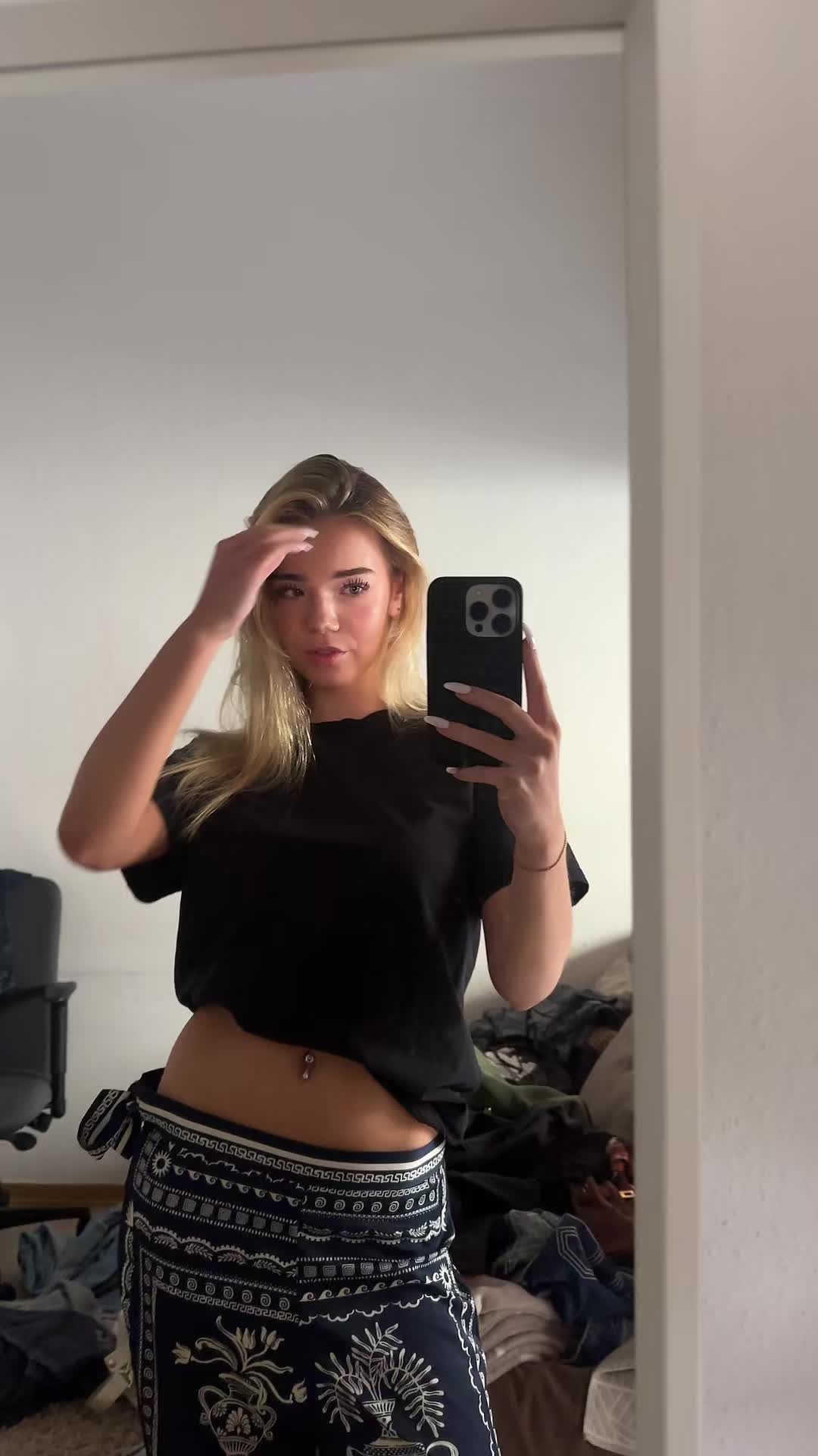 @Naylay
