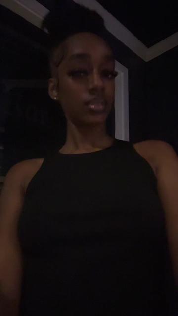 @THASKINNYGWORL