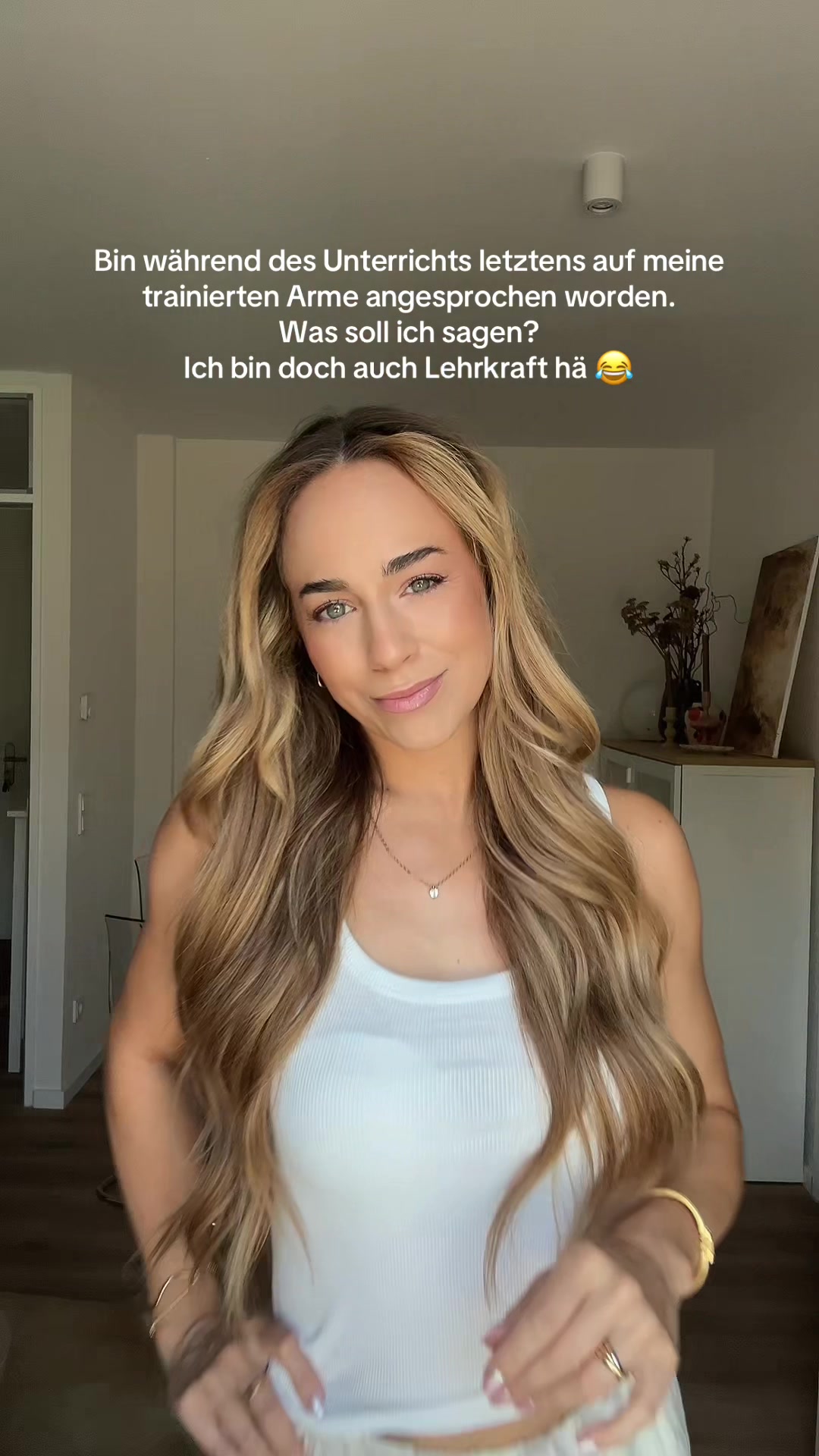 @itsannarahel