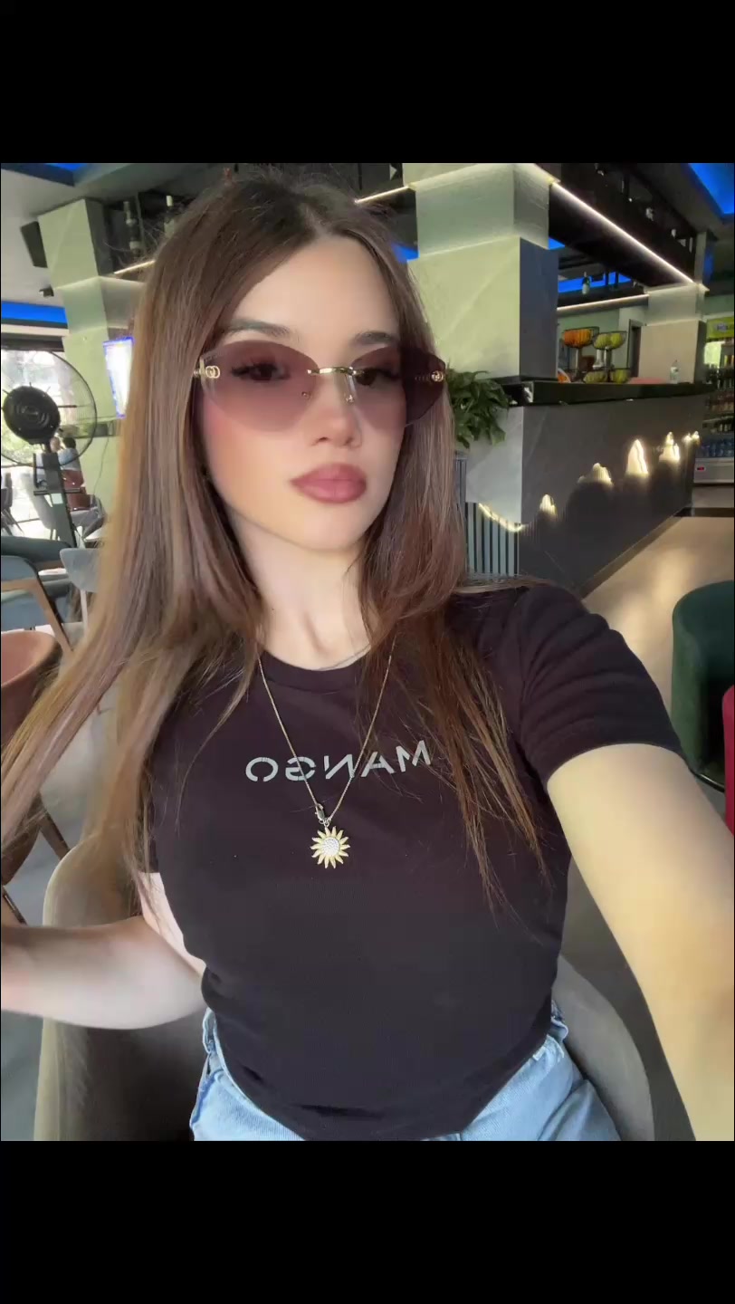 @urfavww.brunette