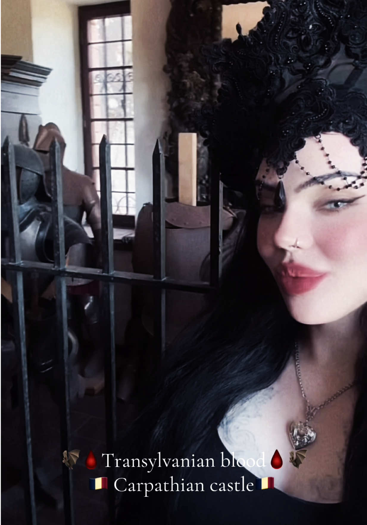 @Draculeas Contesa Caroline