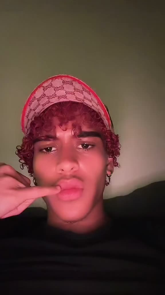 @roseshadou