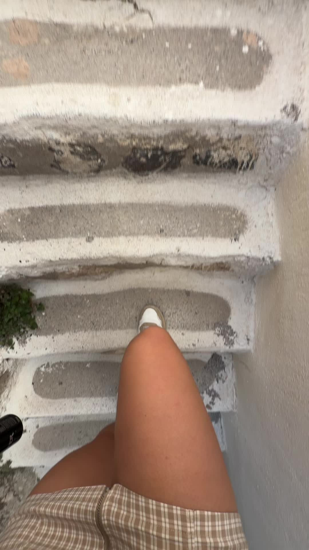@elly96e