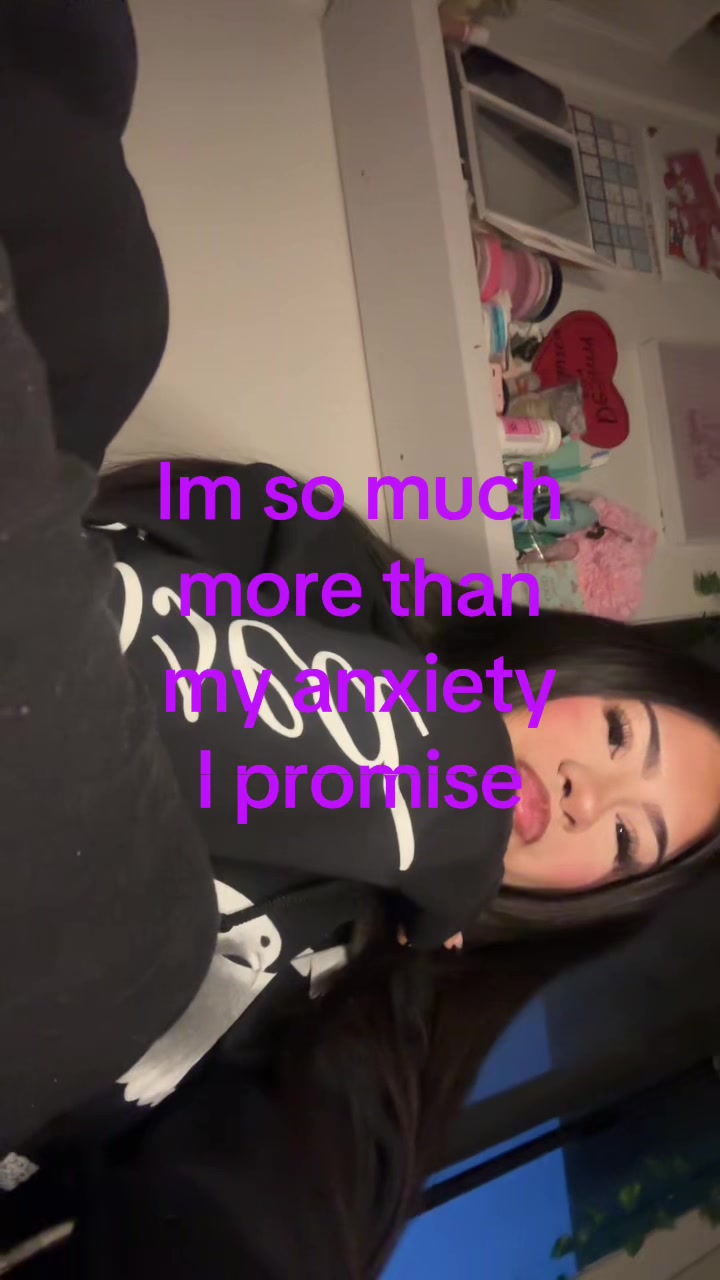 @d e s i — ⋆˚✿˖°