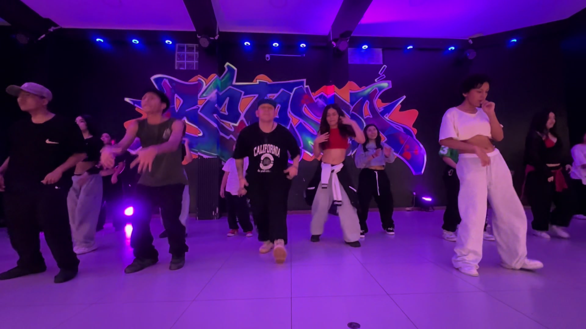 @X FORCE - ESCUELA DE BAILE