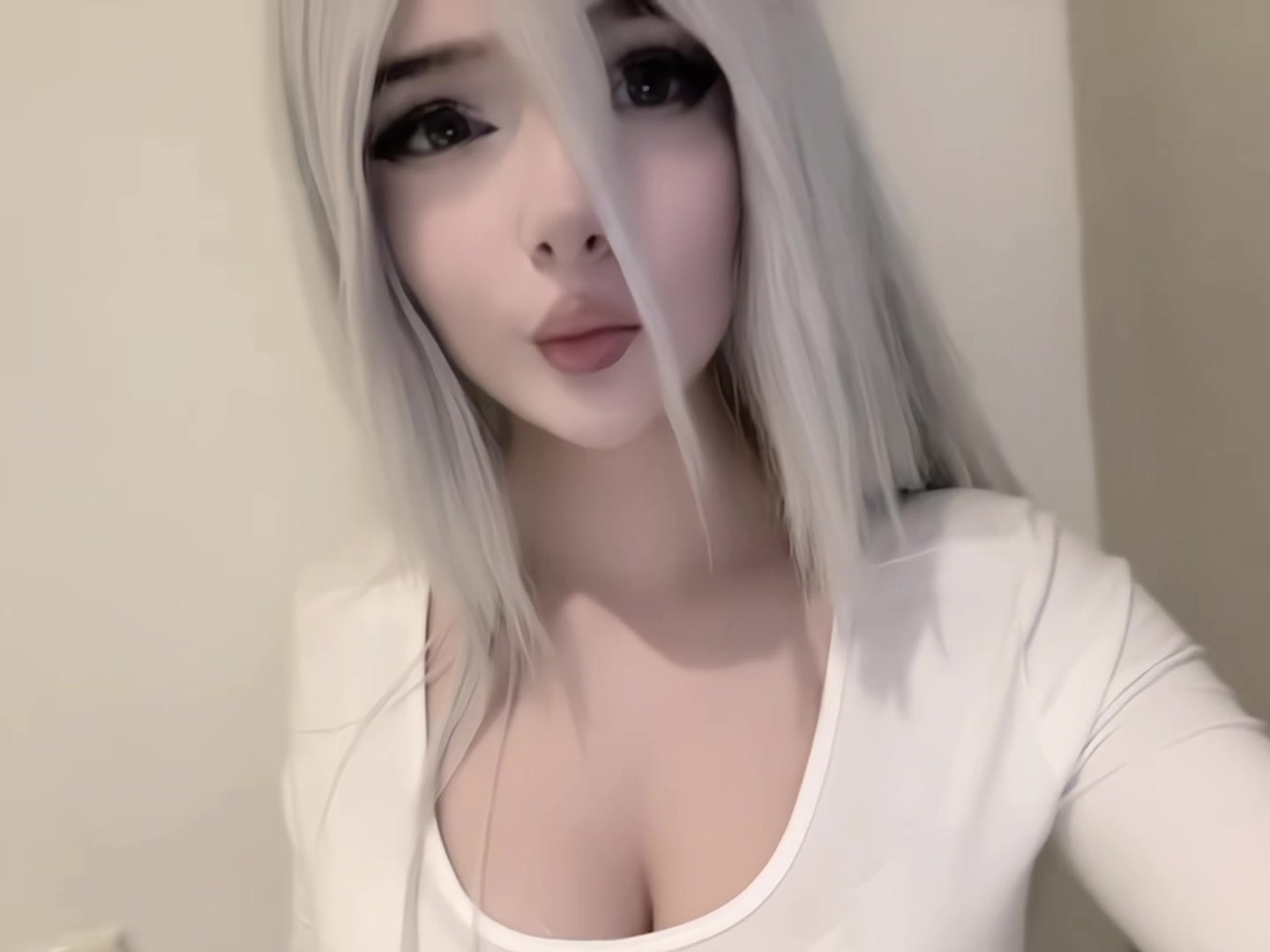 @Mio