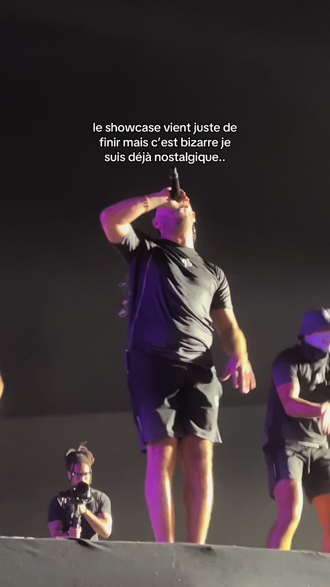 @𝚁 𝙾 𝚂 𝙴