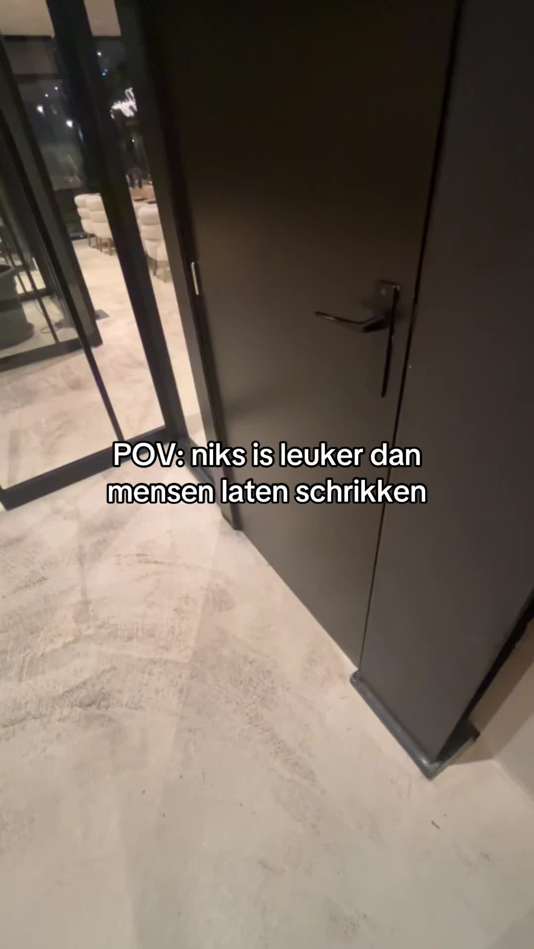 @Lys