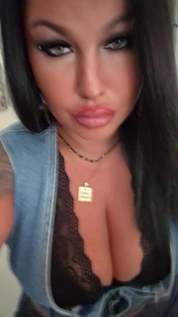 @𝕃𝕌ℂ𝕀𝔸 OKKI DI GATTO