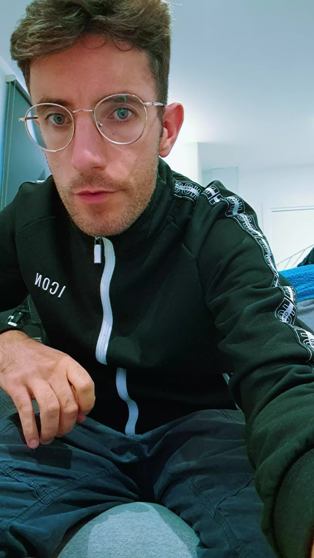 @🇰🇷Vincent🇰🇷🇰🇷 빈센트🇰🇷