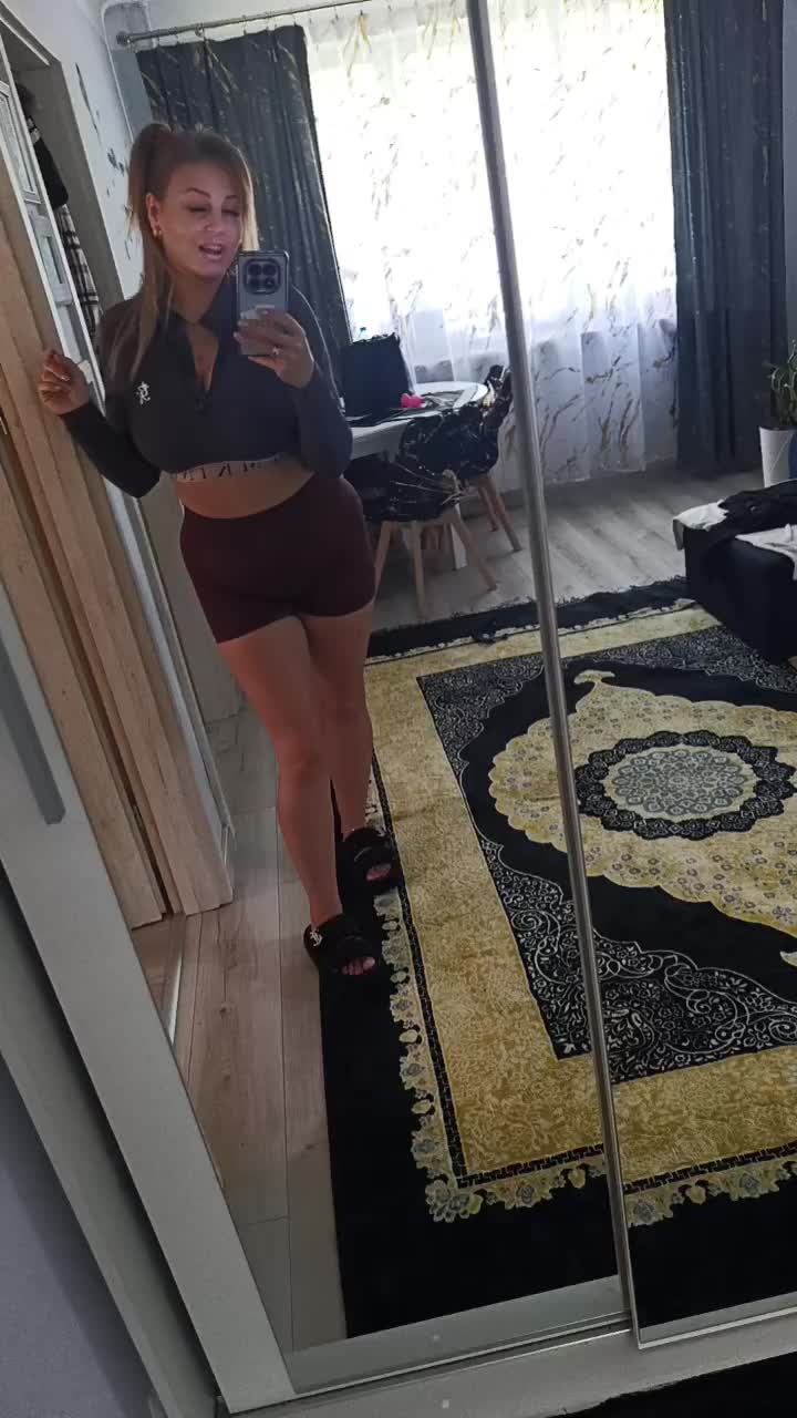 @𝓪_𝓪𝓪𝓷𝓰𝓰𝓮𝓵𝓵