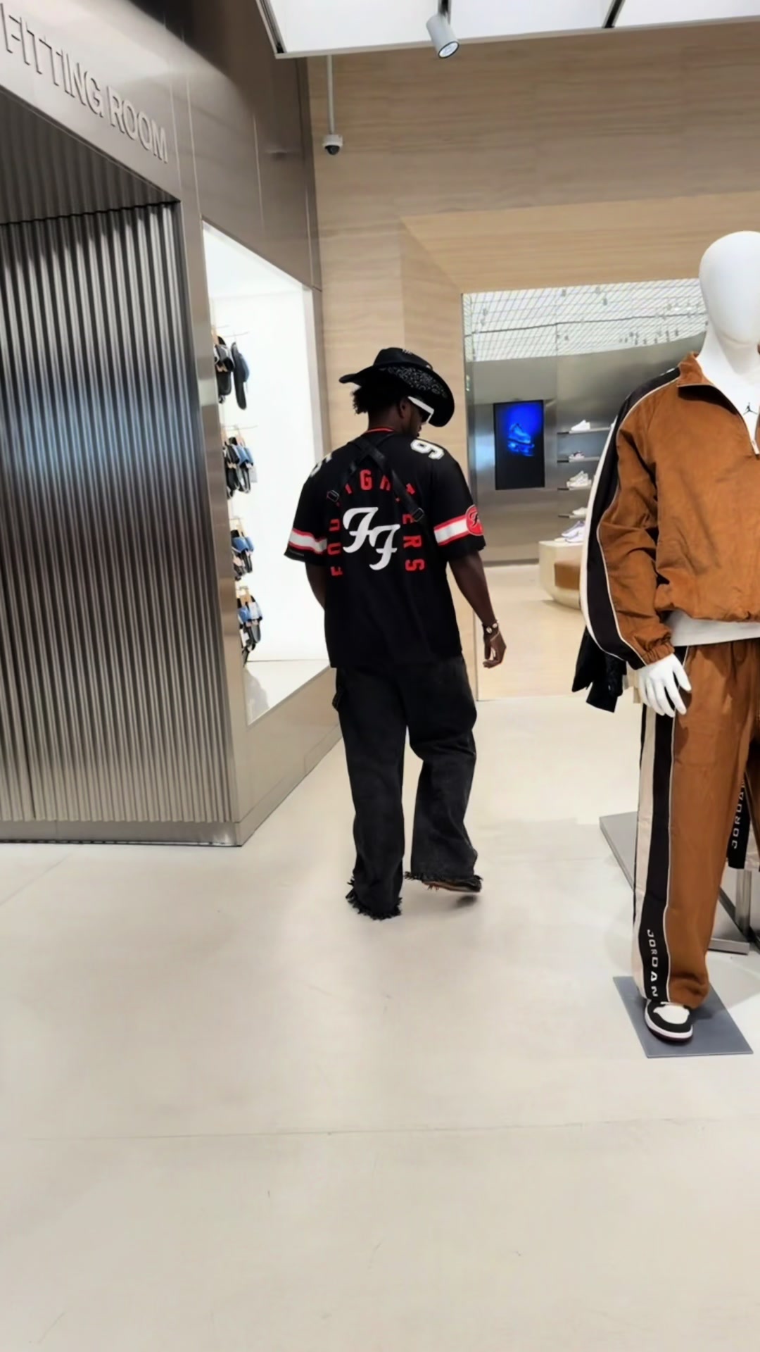 @Money way 🤟
