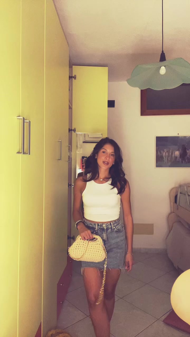 @auroravalentino