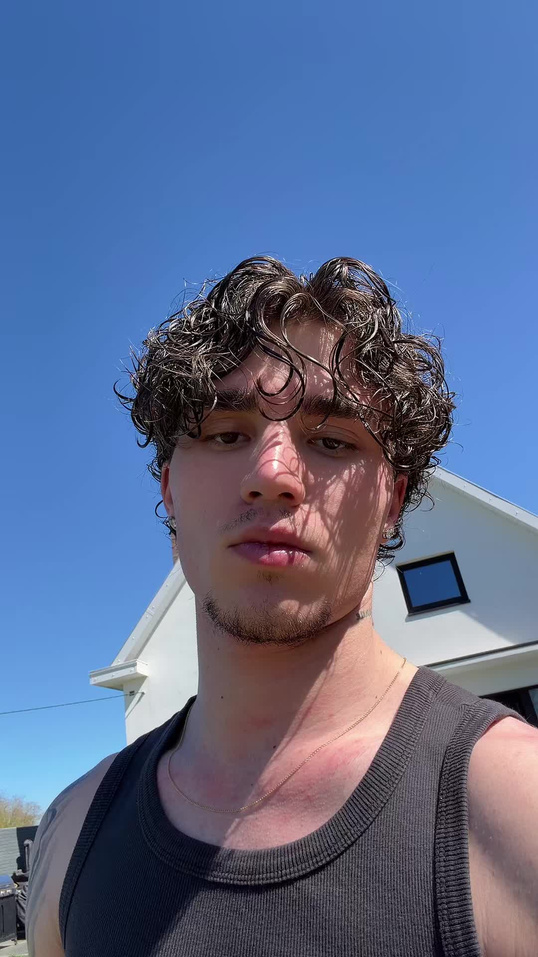 @&AElig;