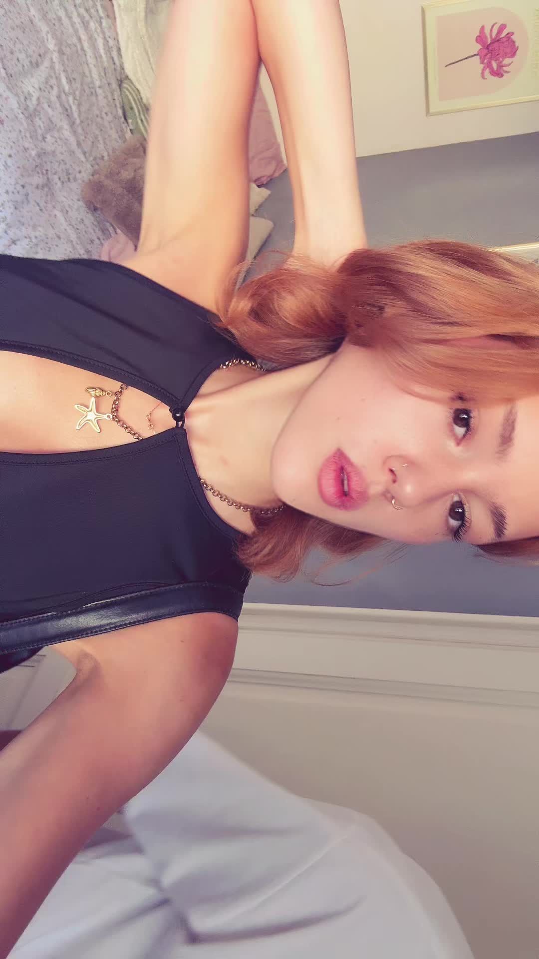 @SimplyElise
