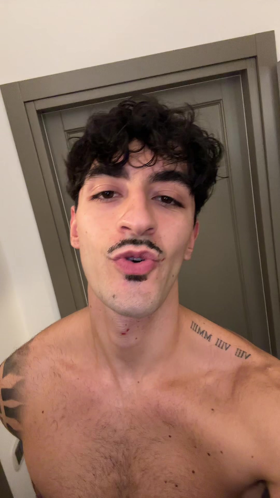 @Emazzz 👺🦈