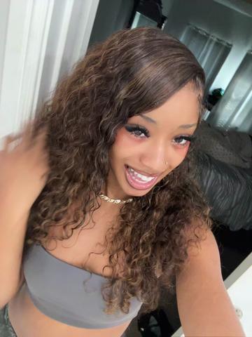@Adaezeeeee