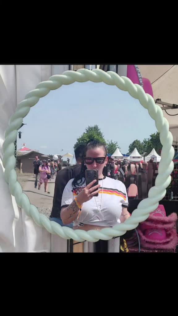 @MiaSpring22