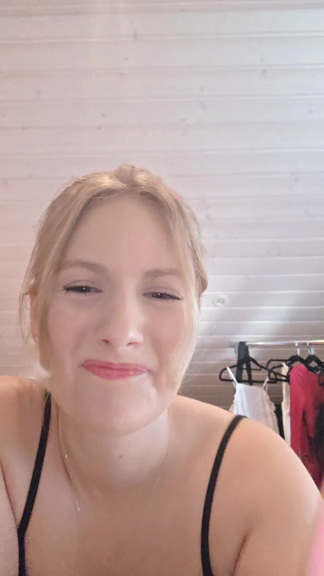 @Jenni