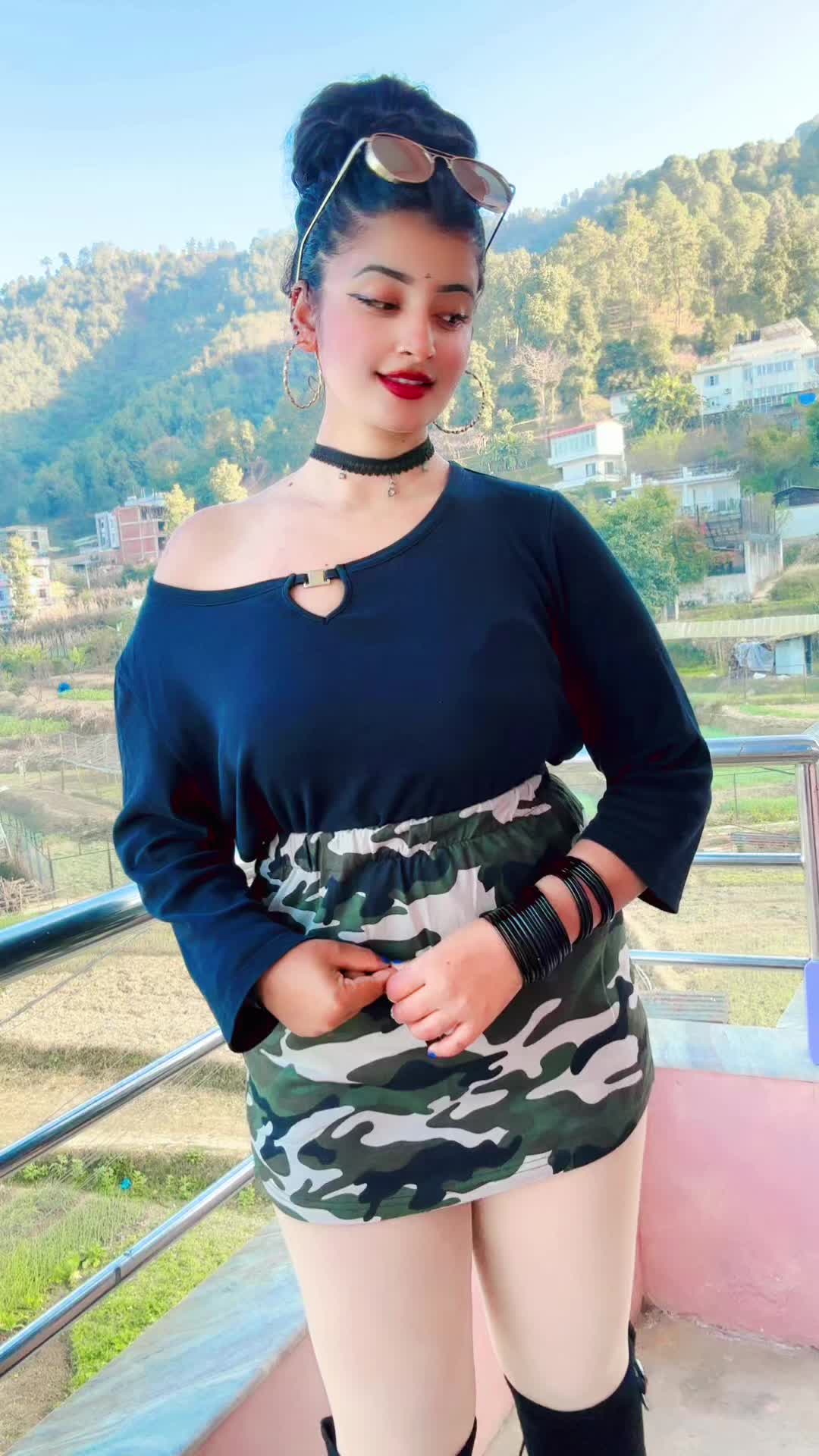 @KayaPaudyal10💔🖤