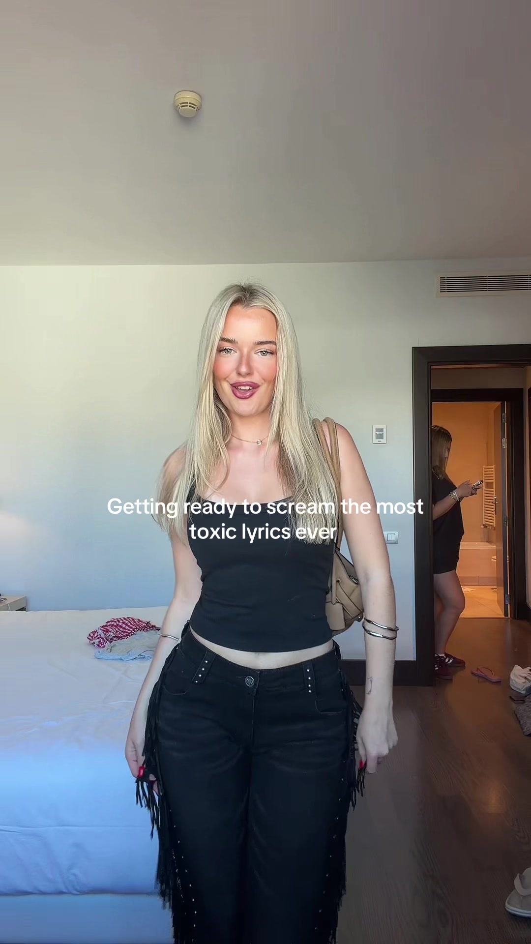 @Lara