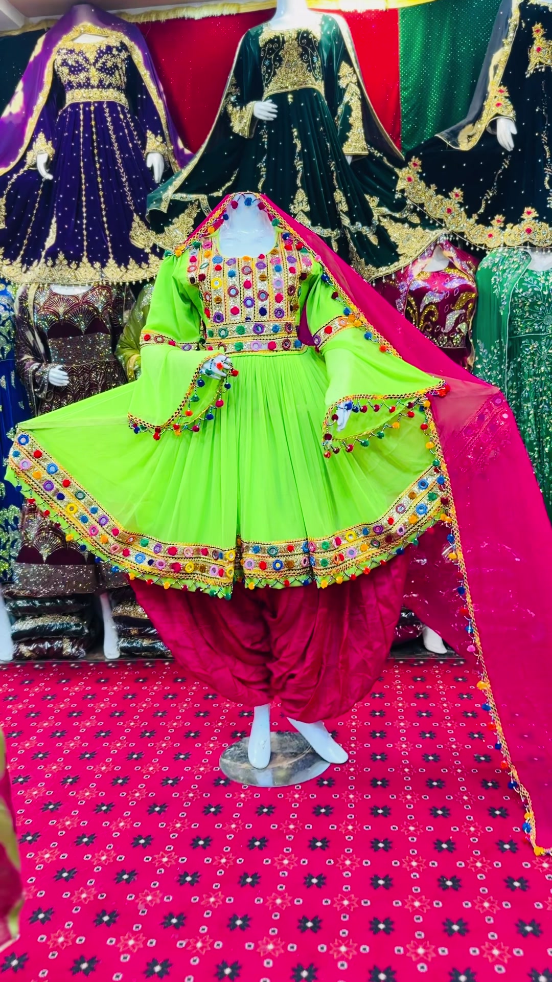 @نیو لباس گارمنٹس