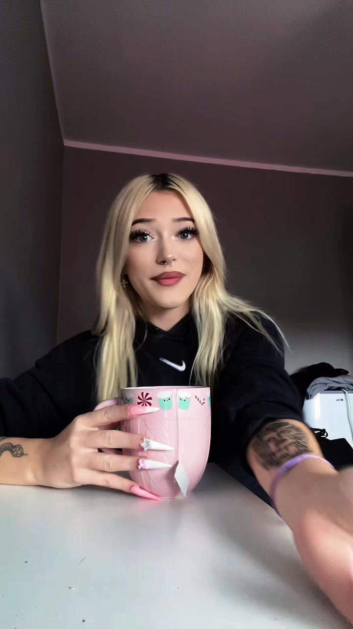 @martynkaniezyje_