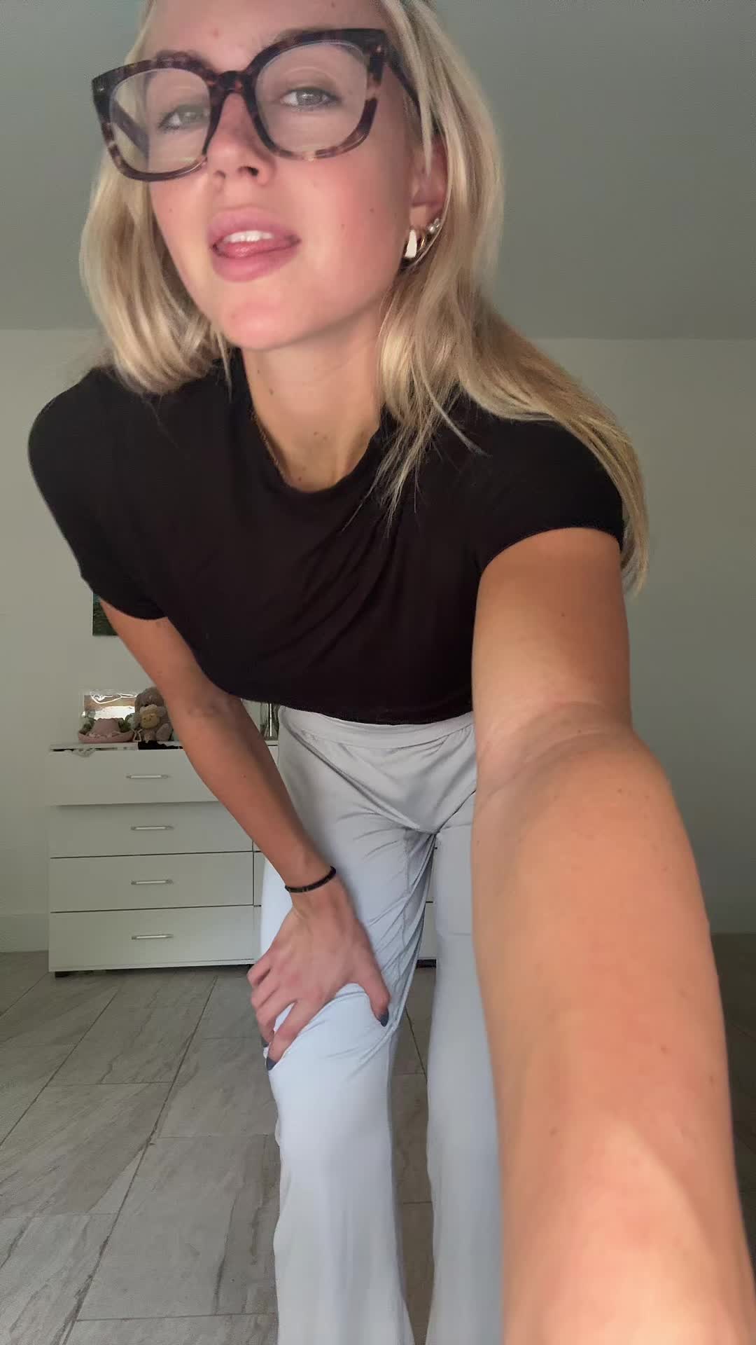 @noramcmanus_