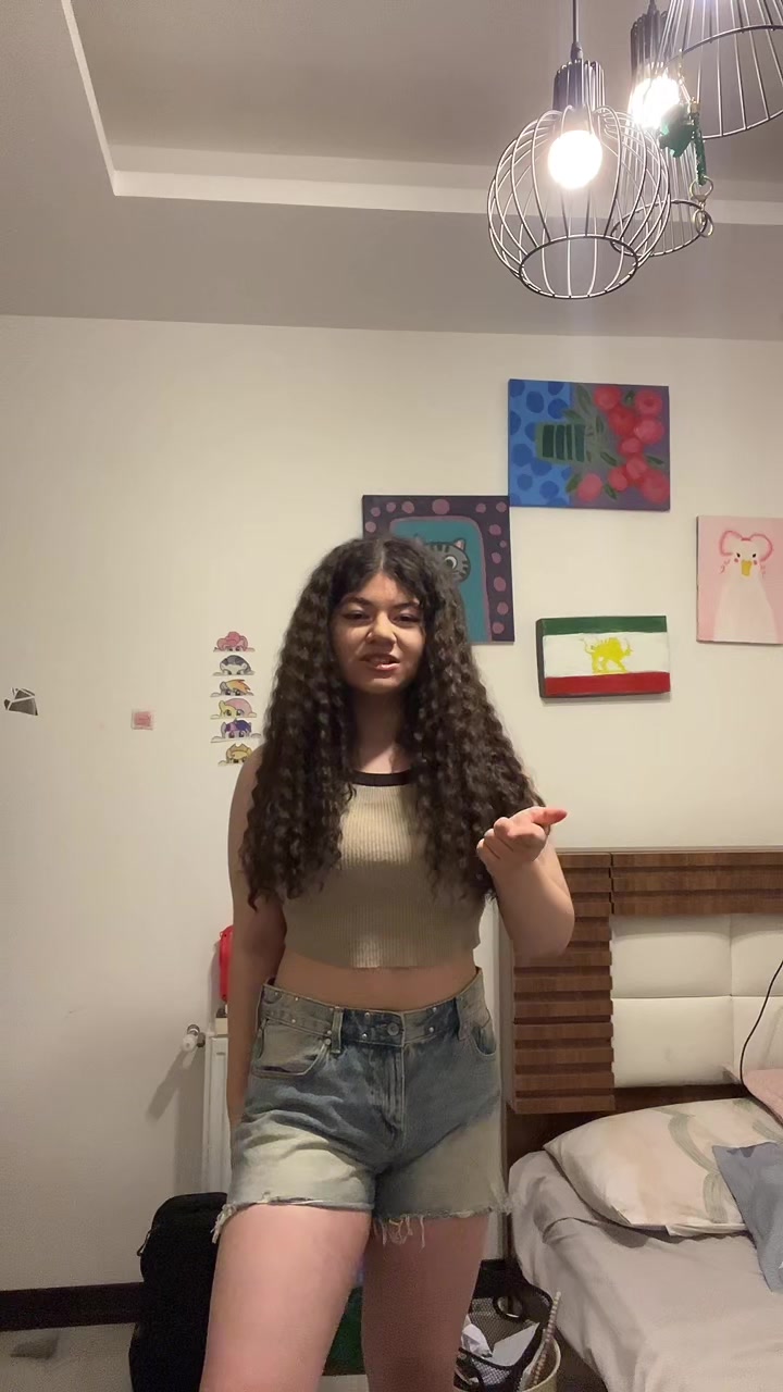 @Mehrsa