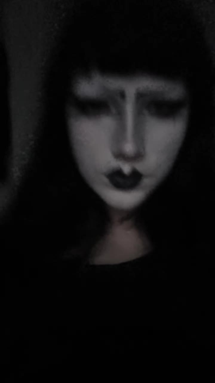 @sedated.doll