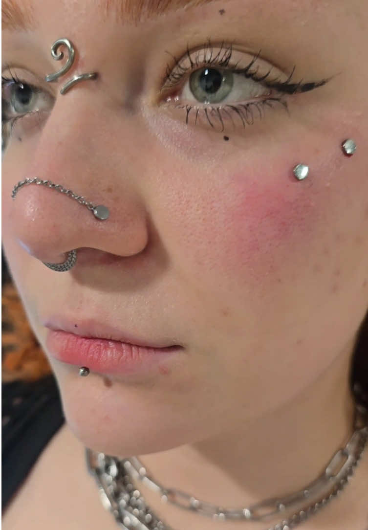 @Minerva Piercing Lyon