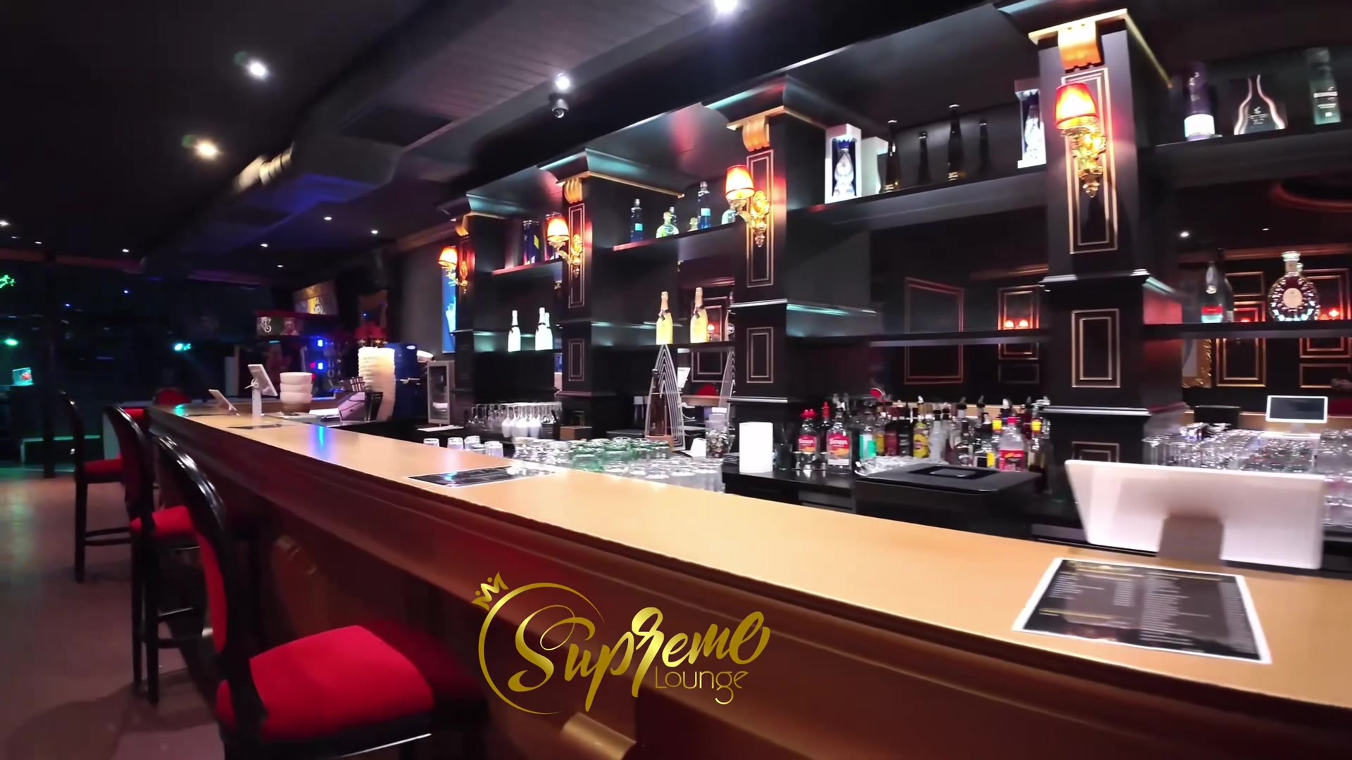 @Supreme Lounge