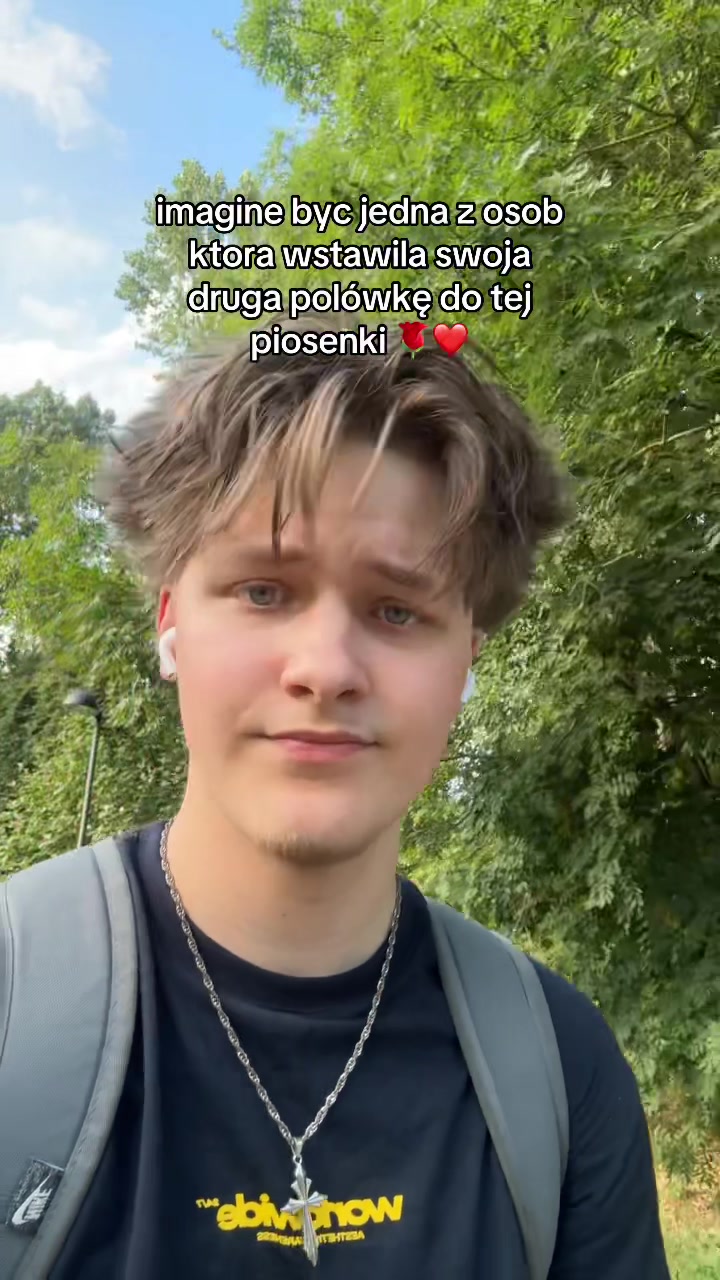 @redrosetroy