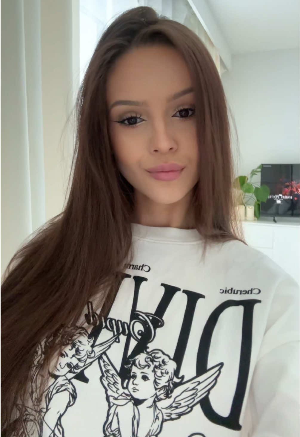 @𝑬𝒎𝒊𝒍𝒌𝒂 💫