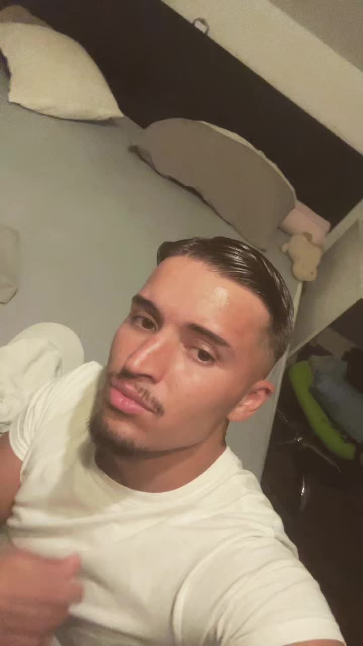 @𝑳𝒐𝒏𝒊_𝒔𝒎𝒍