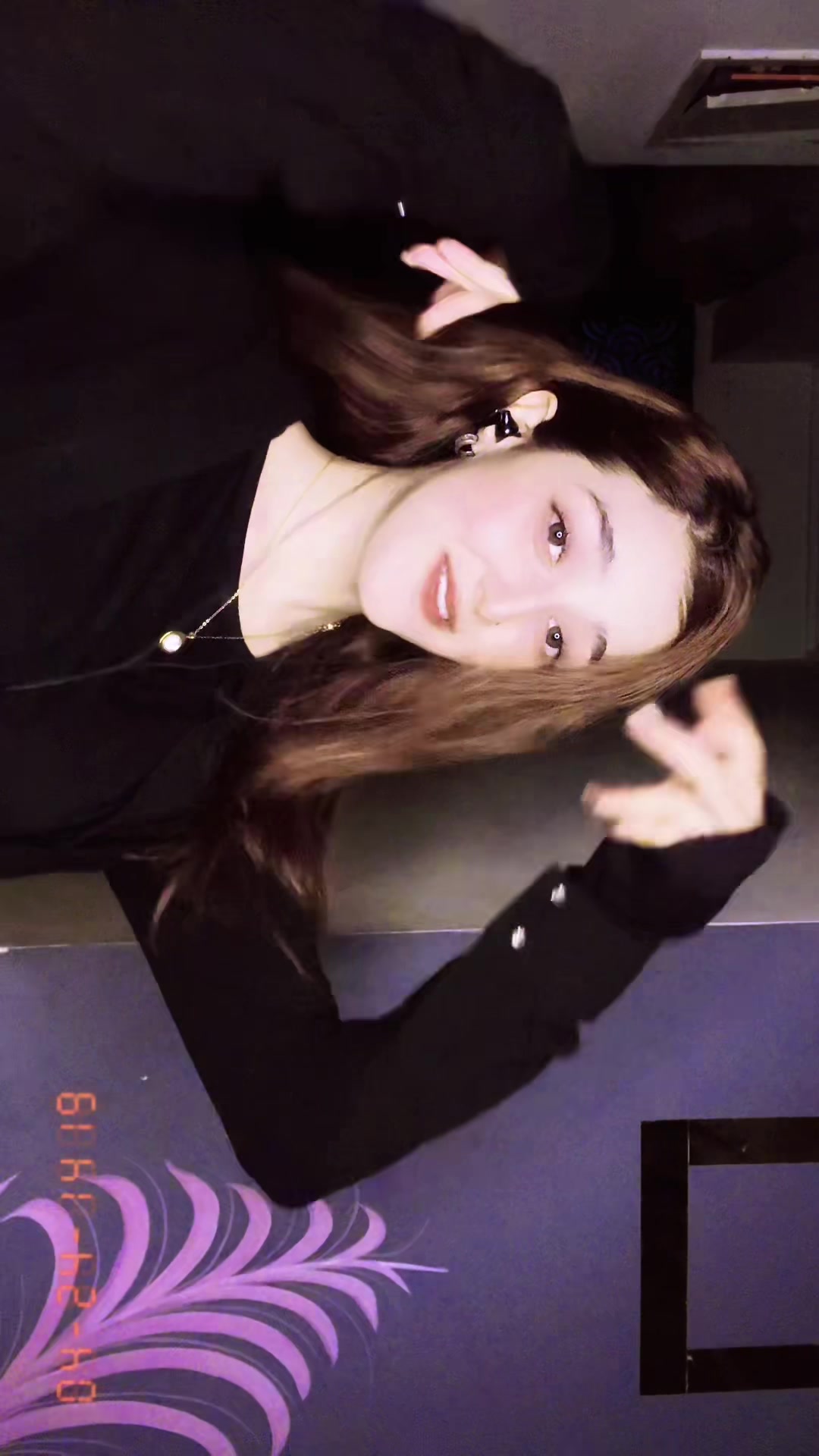 @𝕾𝖆𝖒𝖊𝖊𝖗𝖆 𝕶𝖍𝖆𝖓 🕊️