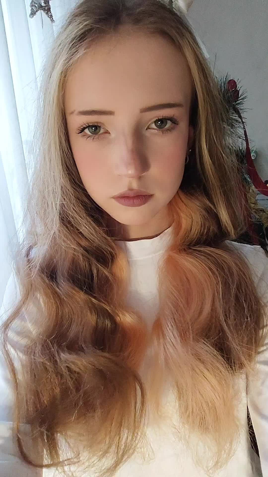 @Kiwvwra🍇
