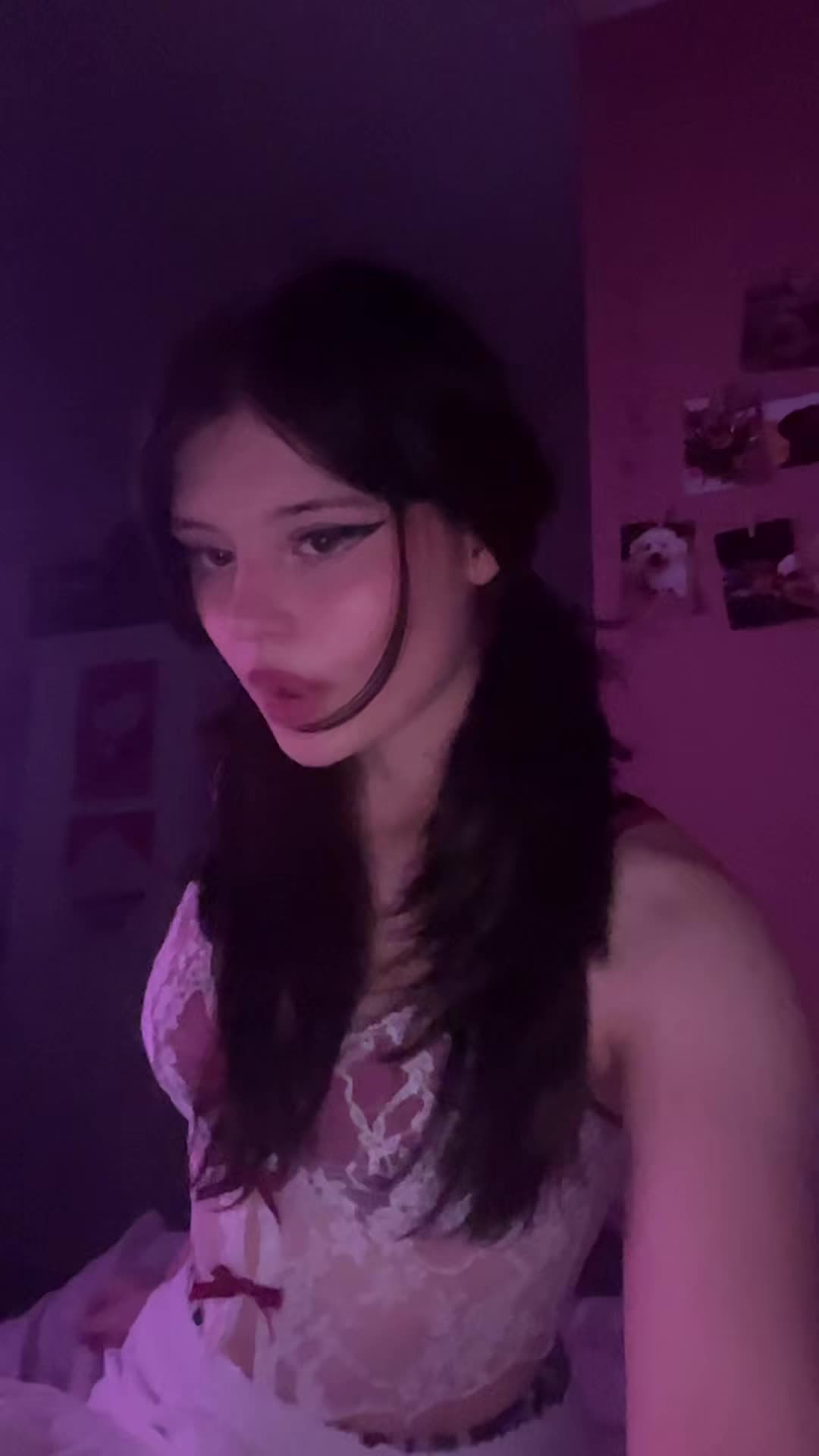 @🐇