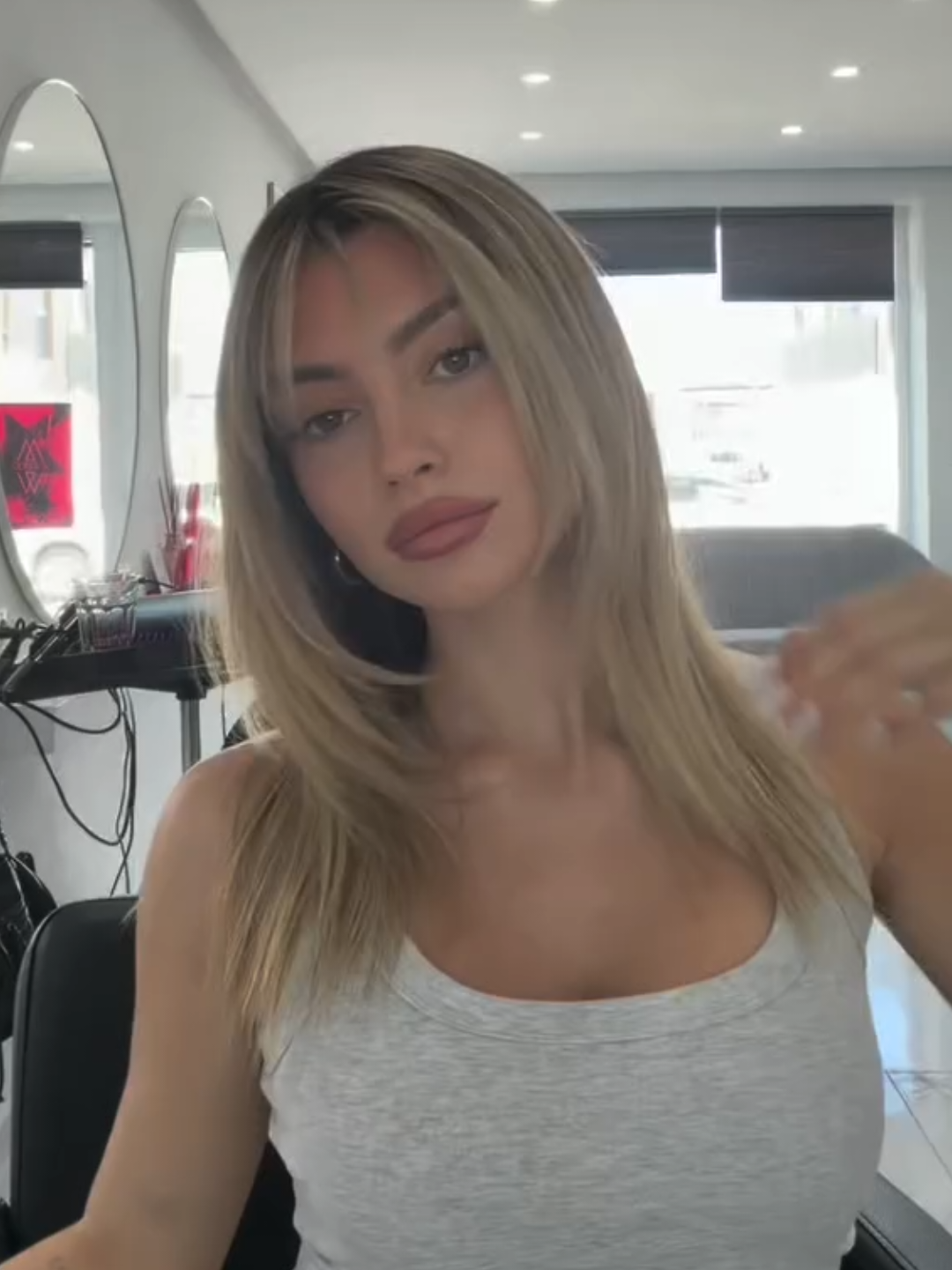 @𝗡𝗲𝗵𝗶𝗿𝗶𝗻 𝗥𝘂𝗷𝘂💄